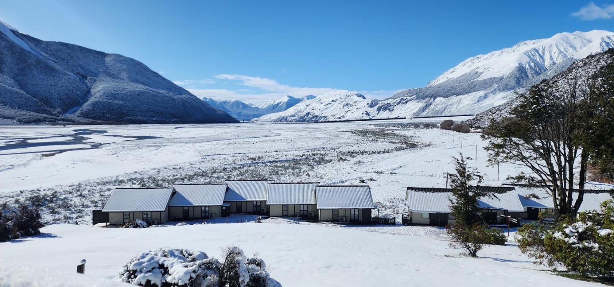 The Bealey Hotel Arthur's Pass Exterior foto